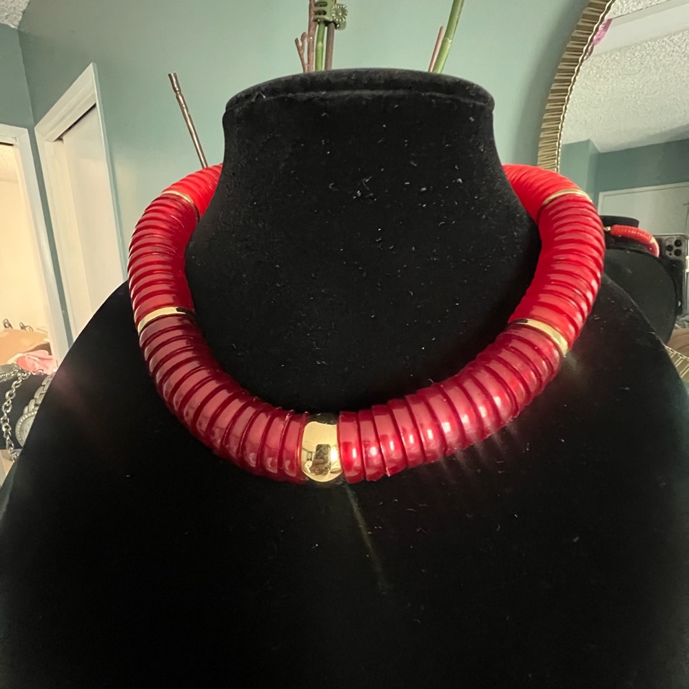 Avon Bold Red and Gold Necklace